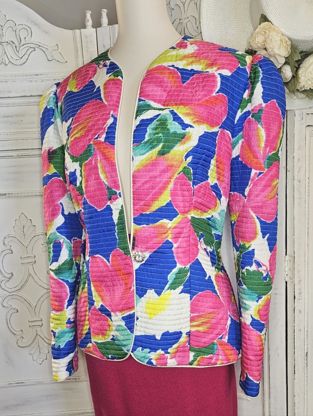 Vintage Karen Lawrence by Matthew Tropical Floral Print Quilted Jacket Blazer